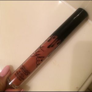 Kylie matte liquid lipstick in the color GINGER