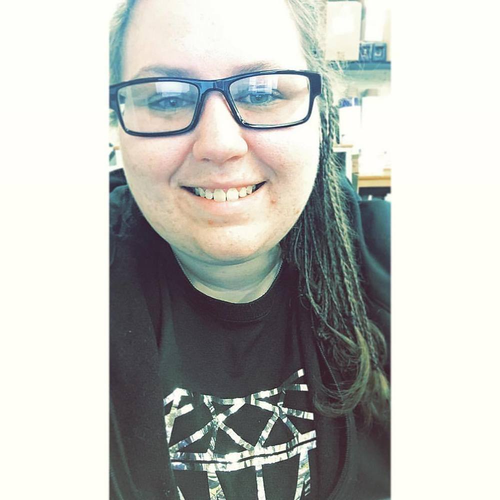 Meet your Posher, Missy