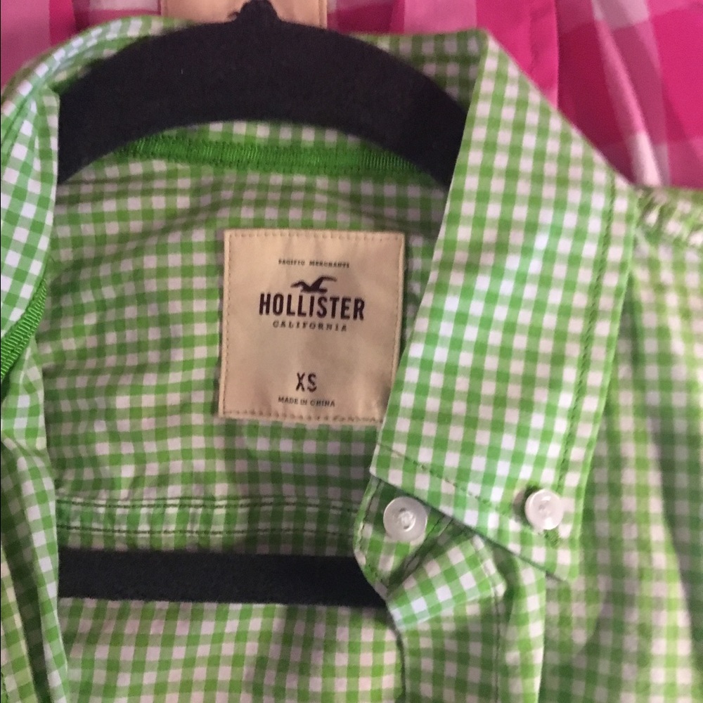 Hollister button down - Picture 2 of 2