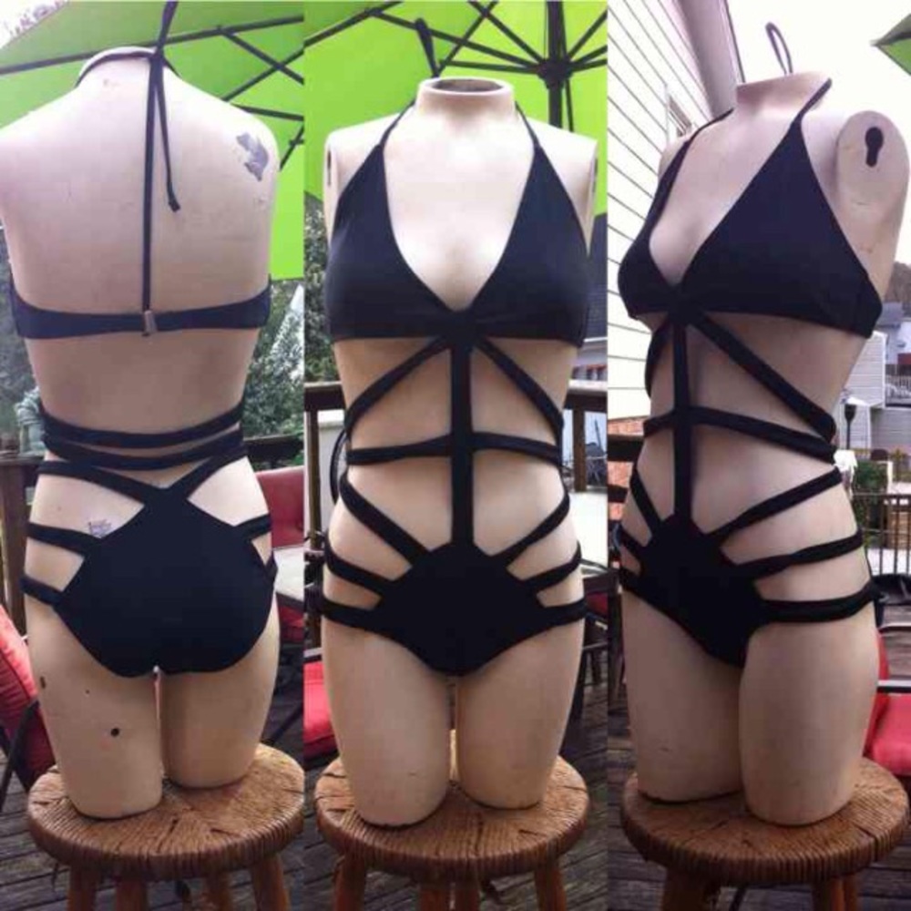 SEXY STRAPPY BLACK SWIMSUIT