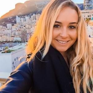 Meet your Posher, Stephanie