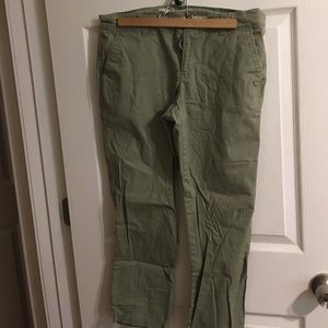 Boyfriend crop pants