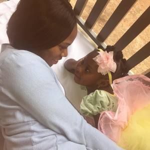 Meet your Posher, Leeza