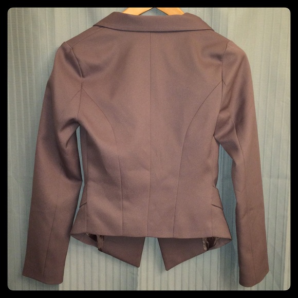 Gray Fitted Blazer - Picture 2 of 6