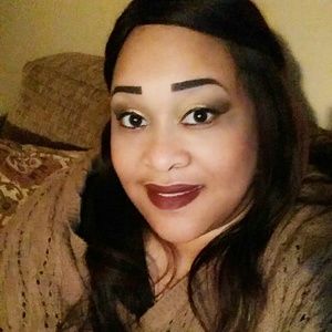 Meet your Posher, Carmen