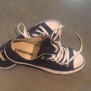 Converse size 7