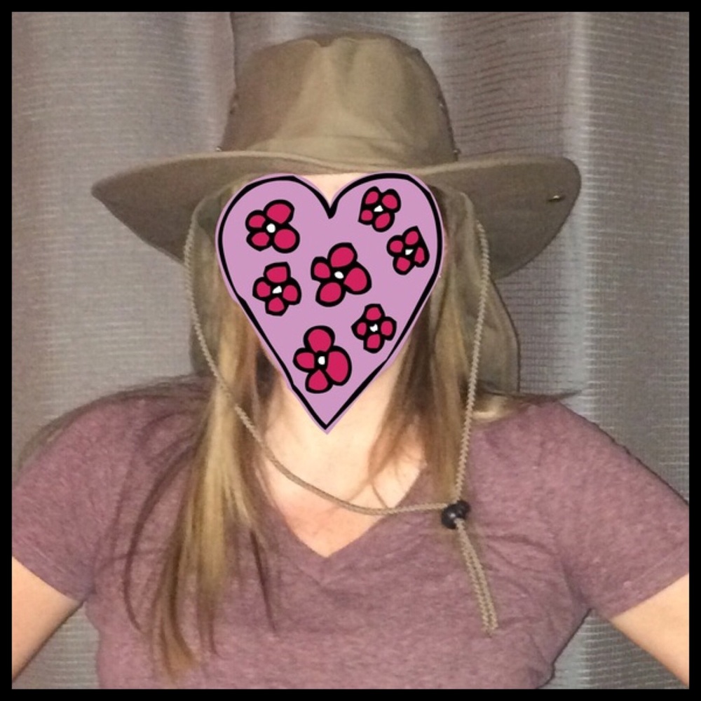 Tan Sun Hat - Picture 2 of 4