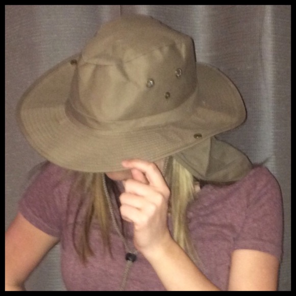 Tan Sun Hat - Picture 3 of 4