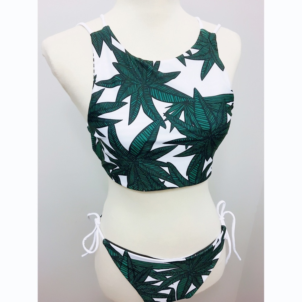 NEW tropical reversible bikini set - Picture 3 of 4