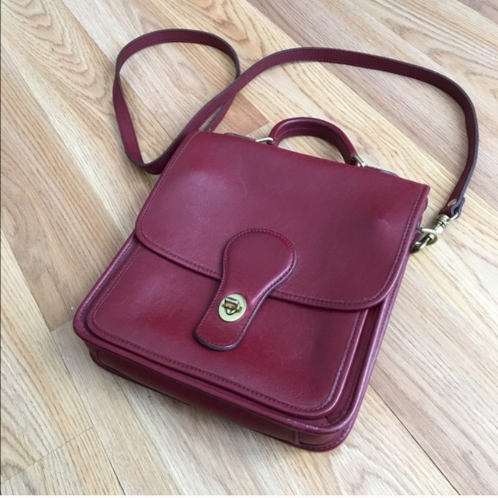 Station bag Coach style vintage deep red bag