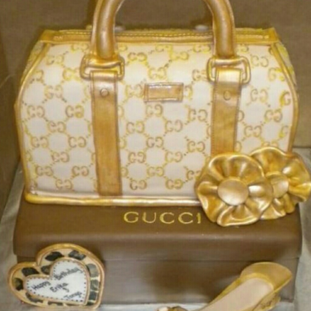 Meet your Posher, Katanya