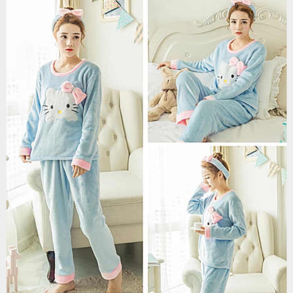 Hello Kitty Fleece Suit