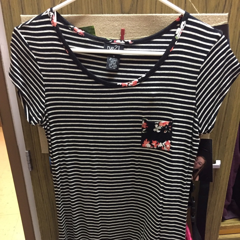 Short sleeve