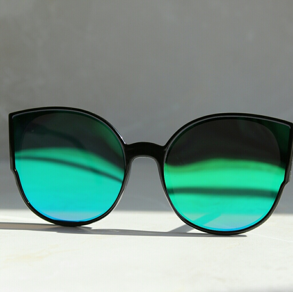 Demi Cat Eye Sunglasses