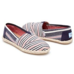 Navy red woven stripe rope sole TOMS size 8