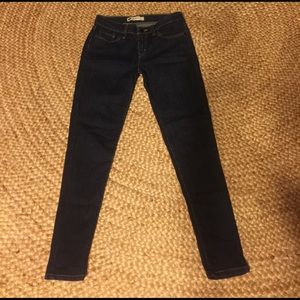 Dark Wash Levi's 535 Jean Leggings