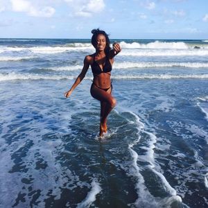 Meet your Posher, Zayit