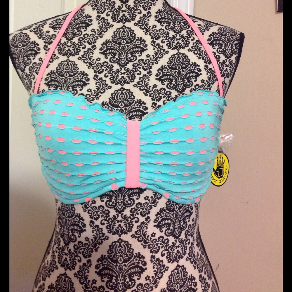 Beautiful Body Glove Molded Bandeau