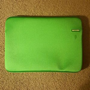 Laptop sleeve
