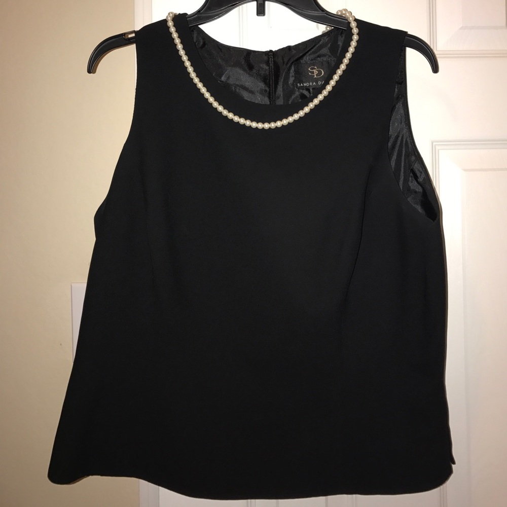 Sandra Darren formal top black