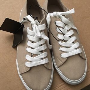 Forever 21 canvas sneakers