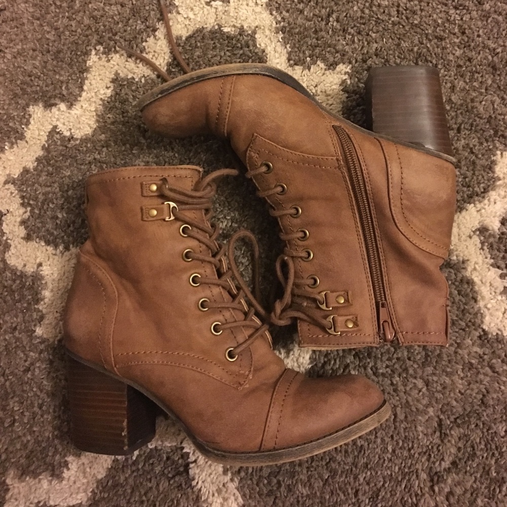 Madden girl adorable booties