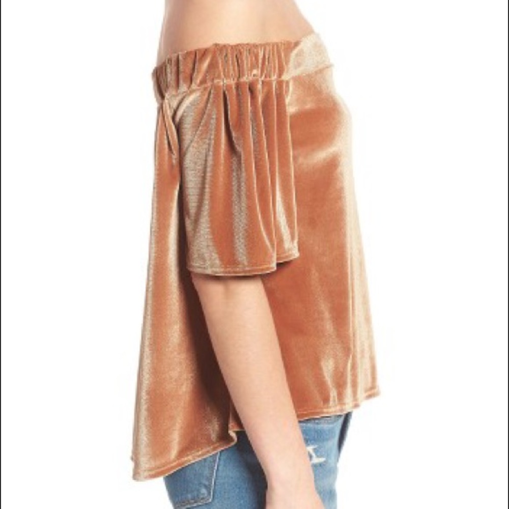 Velvet Off Shoulder Top - Picture 3 of 4
