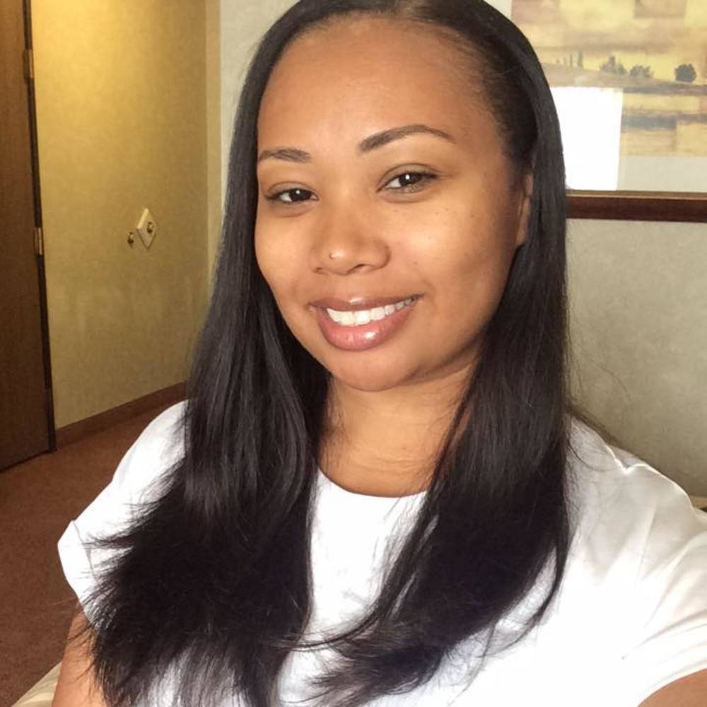 Meet your Posher, Mia