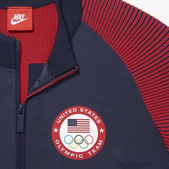 **SOLD**NIKE OLYMPIC TEAM USA DYNAMIC REVEAL - Picture 4 of 4