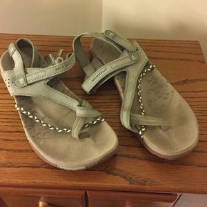 Merrell hiking sandals 9 grey Velcro