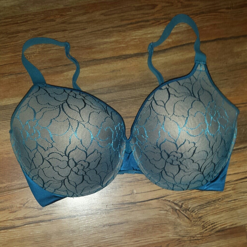Maidenform Size 38D Lace Bra