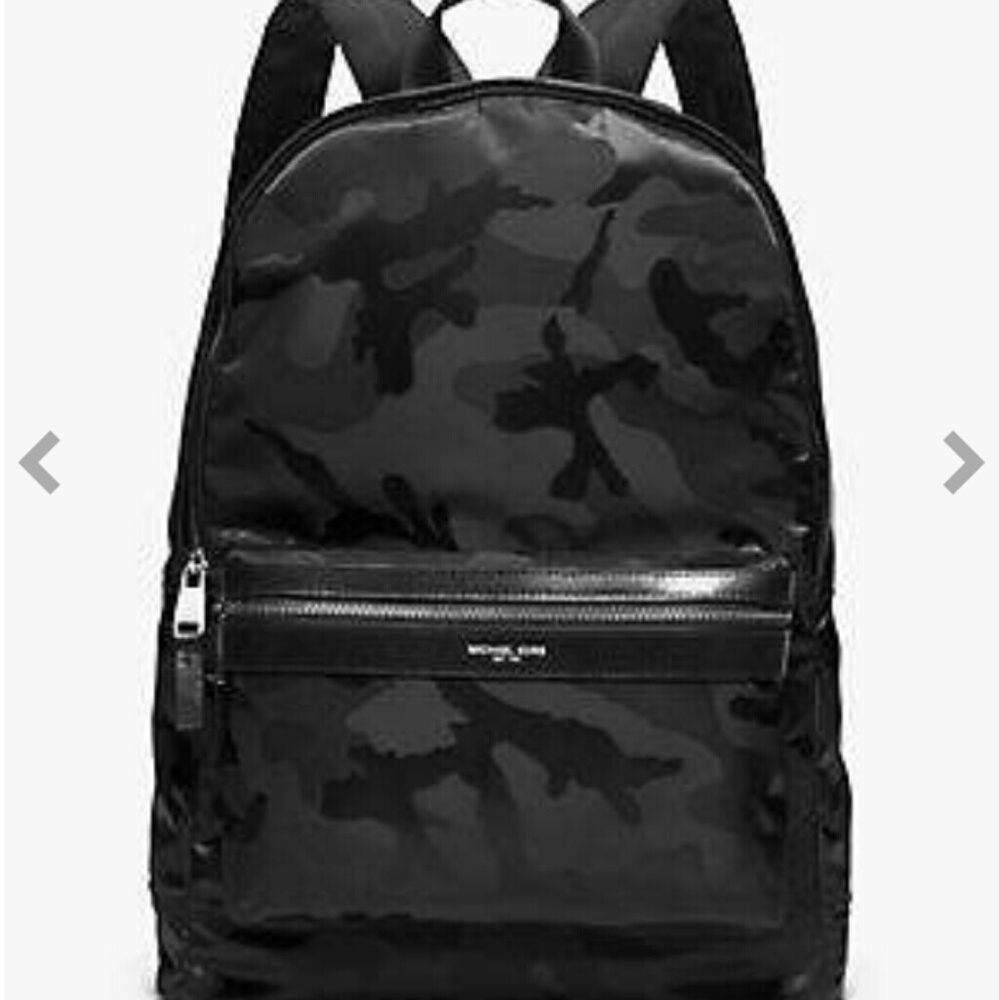 Men Micheal Kors Backpacks camouflage - Picture 1 of 3