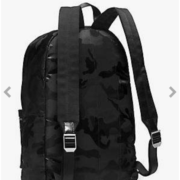 Men Micheal Kors Backpacks camouflage - Picture 2 of 3