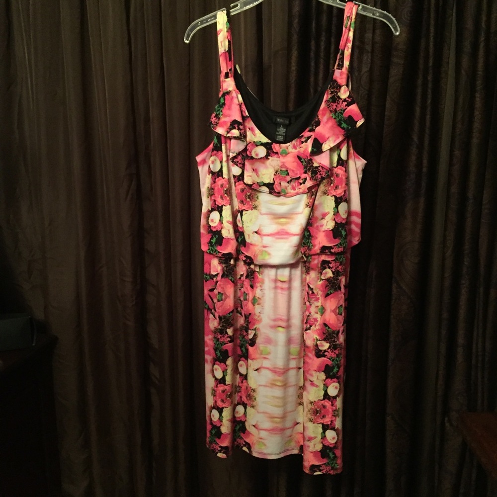Pink Floral Dress! 🌸🌺