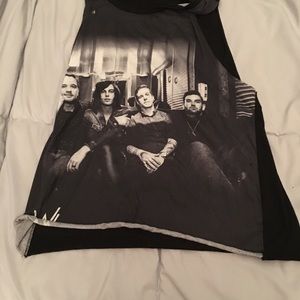 Hot topic sws band tee