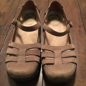 Size 37 (7) Dansko Kiera Mary Jane