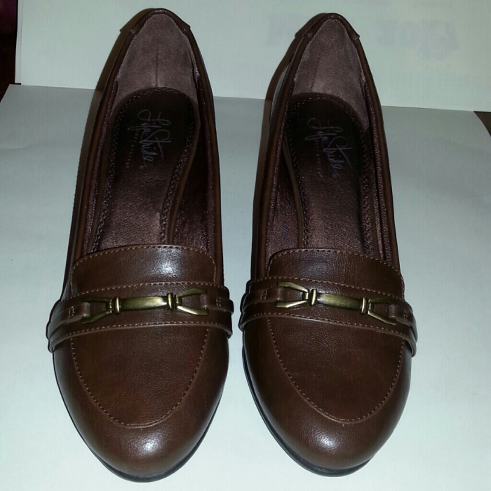 Lifestride Soft System shoes.