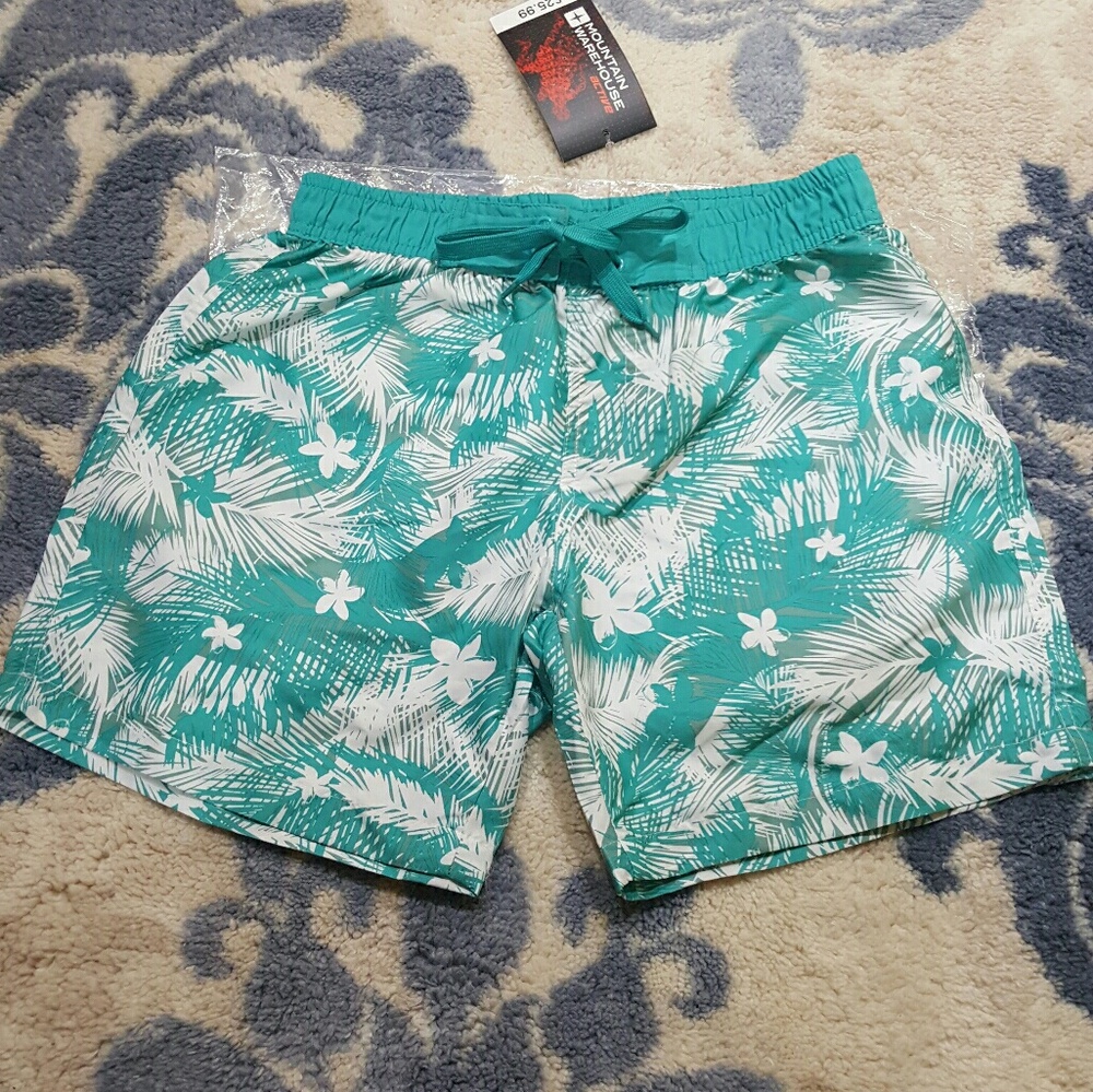 Boardshorts US size 6