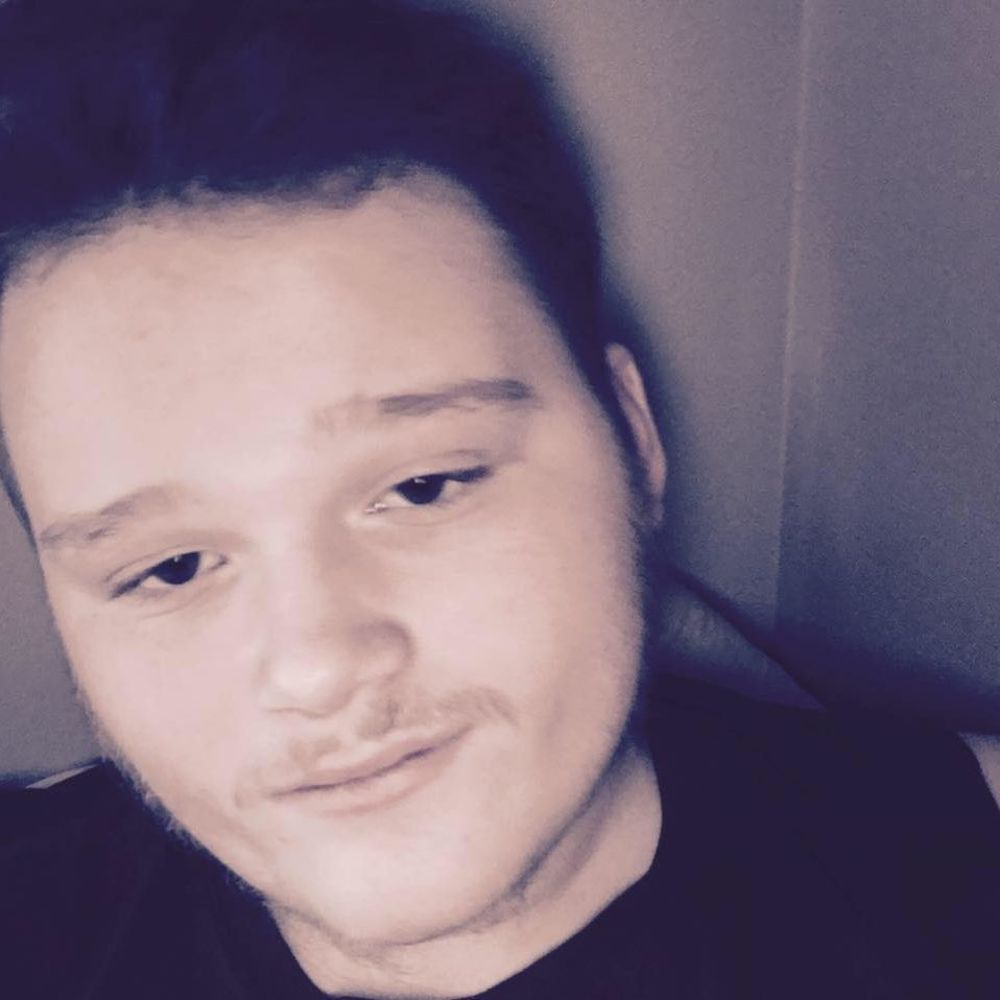 Meet your Posher, Thomas