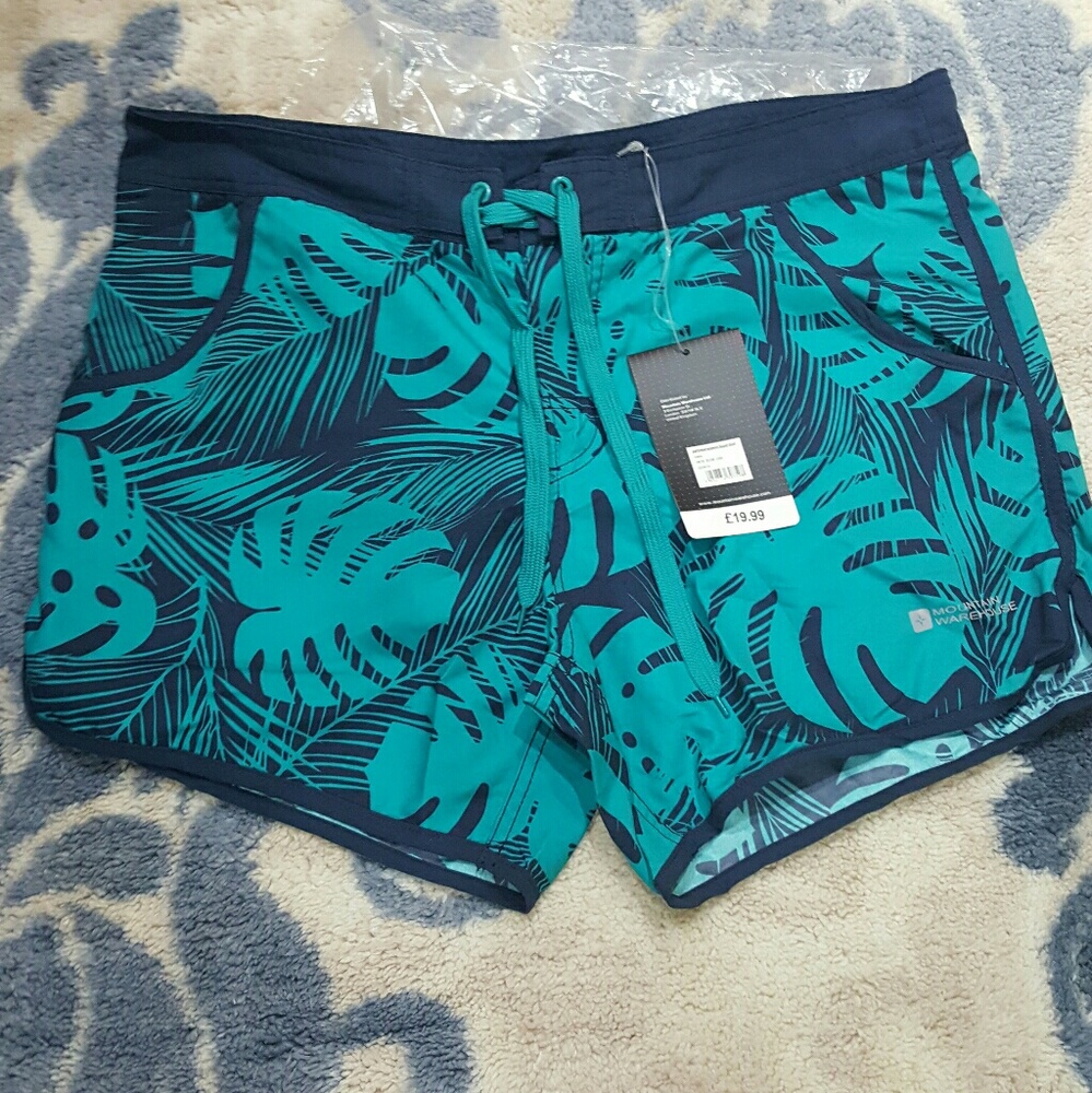 Boardshorts US size 6