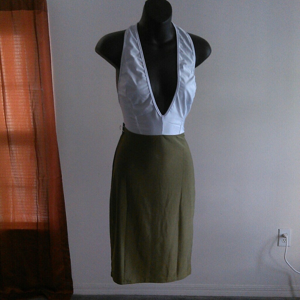 Backout dress