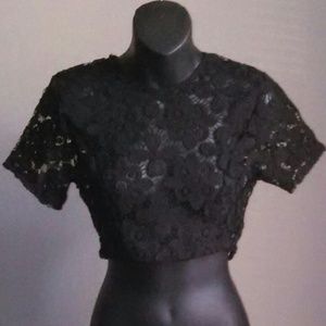 Half top knitted only available in white