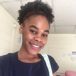 Meet your Posher, Brittany