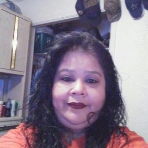 Meet your Posher, Sandy