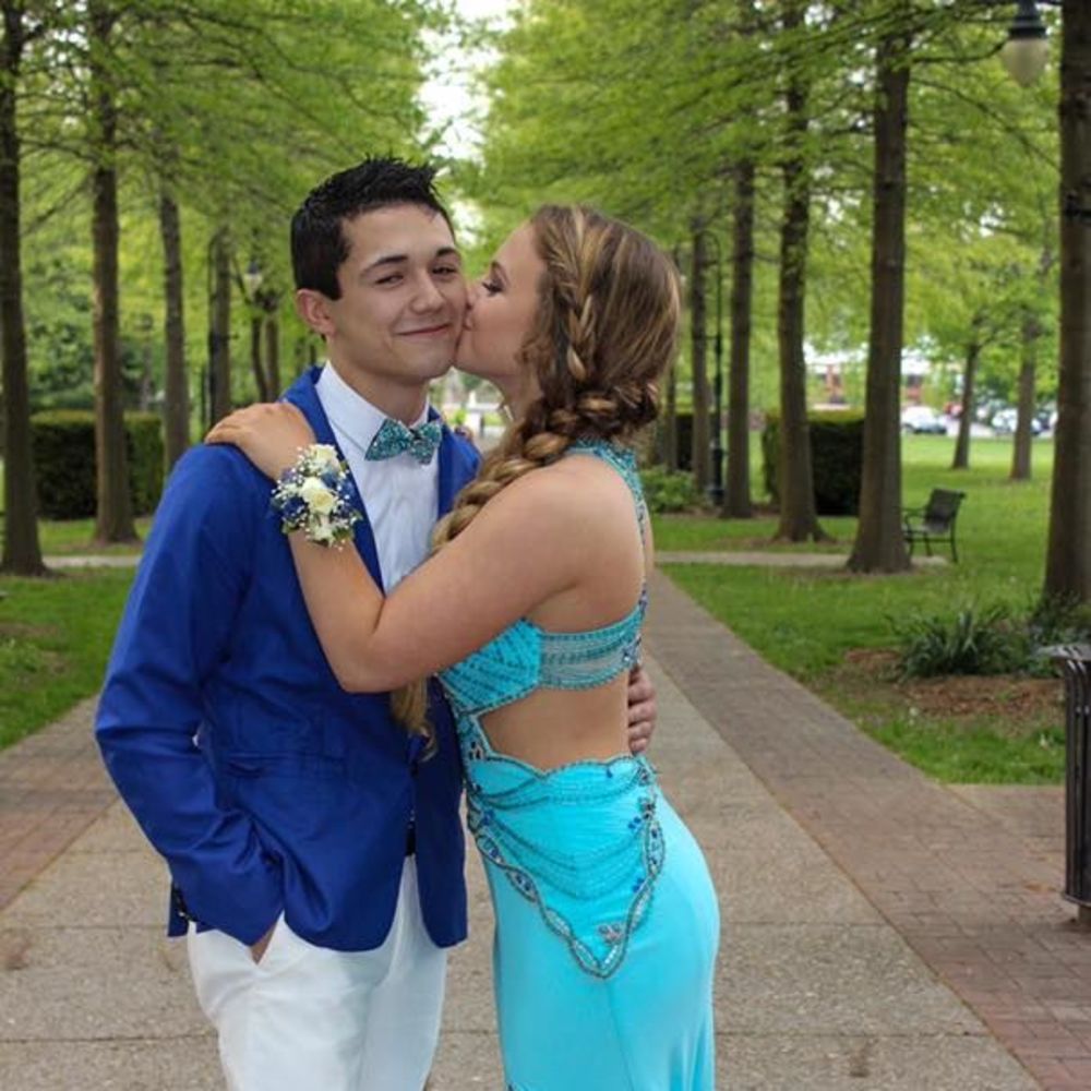 Meet your Posher, Darien