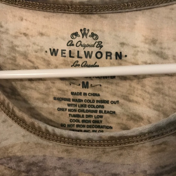 Sheer distressed camo tee - Picture 3 of 3