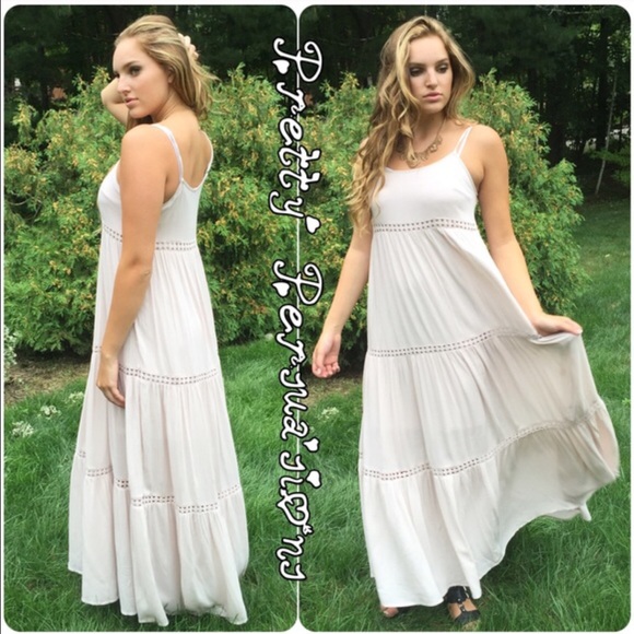 LAST ONE‼️NWT Creamy Boho Goddess Maxi Dress - Picture 5 of 7