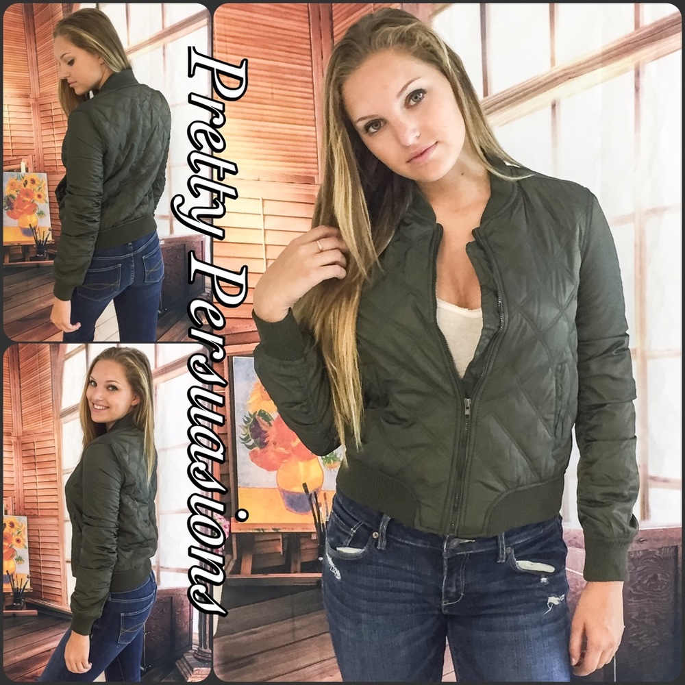 SALE🎉NWT Olive Green Quilted Bomber Jacket - Picture 2 of 8