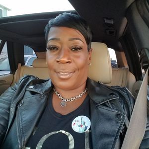 Meet your Posher, Nikki