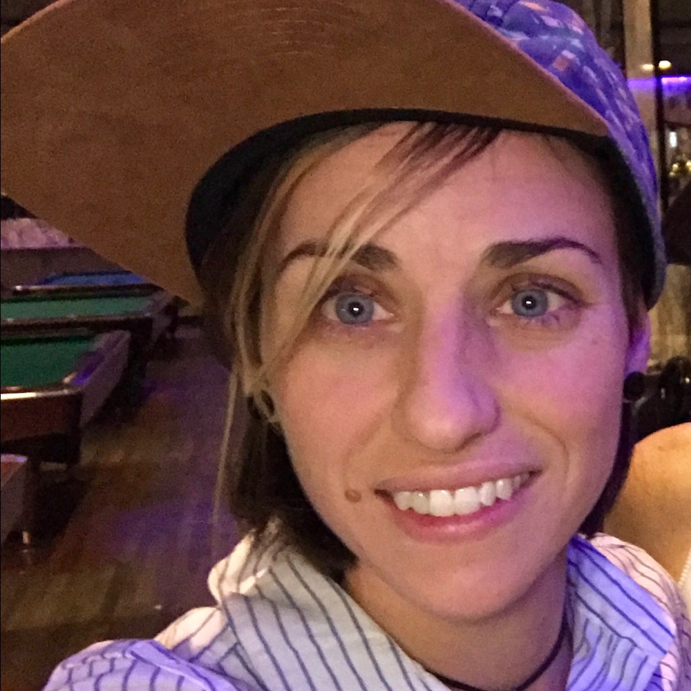 Meet your Posher, Amy